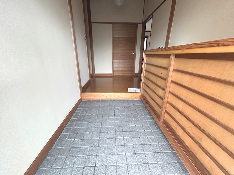 本庄2丁目宮澤貸家の玄関写真