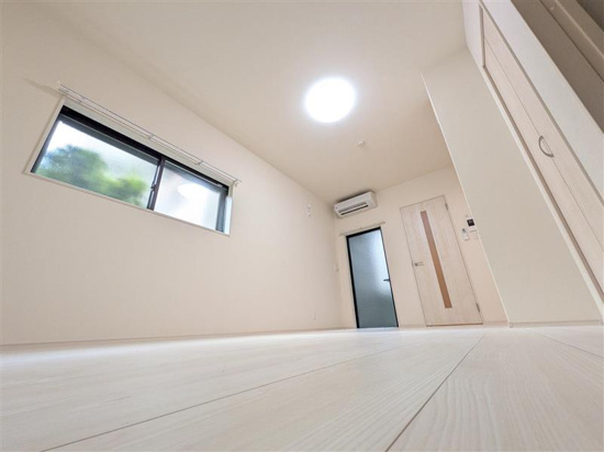 東部市場前K2レジデンスの居間写真