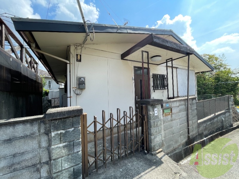 高尾台戸建の外観写真