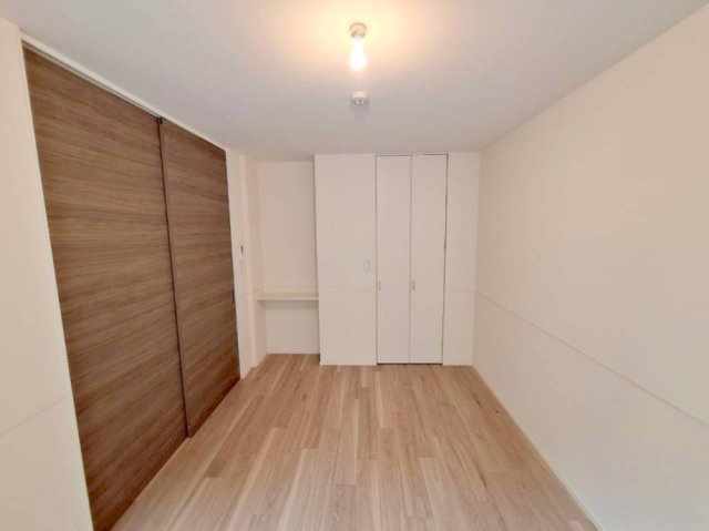 その他部屋・スペース　★明るいフローリングの角部屋です★