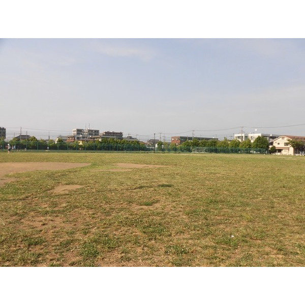 公園　浅川スポーツ公園（公園）まで485m