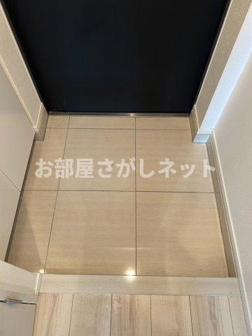 東京メトロ日比谷線 入谷駅 徒歩10分 11階建 築11年の玄関写真