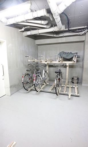 その他設備　★屋内自転車置き場完備★