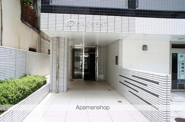 地下鉄空港線 祇園駅 徒歩4分 10階建 築17年の外観写真