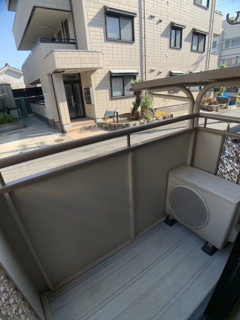 バルコニー