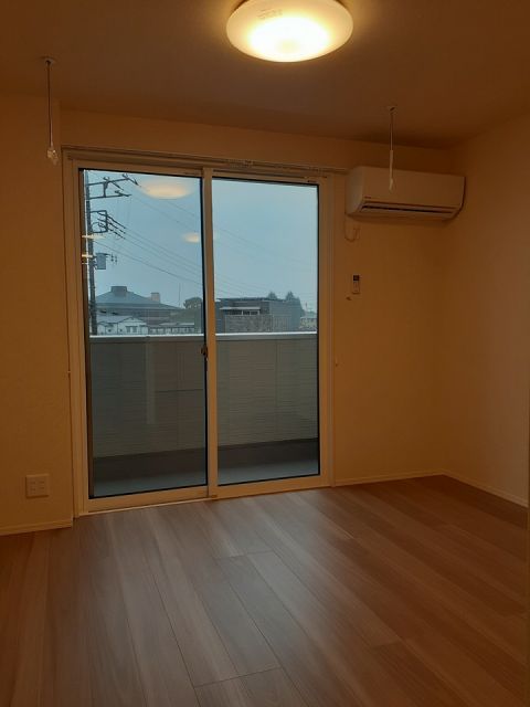 プレミスト IXの居間写真