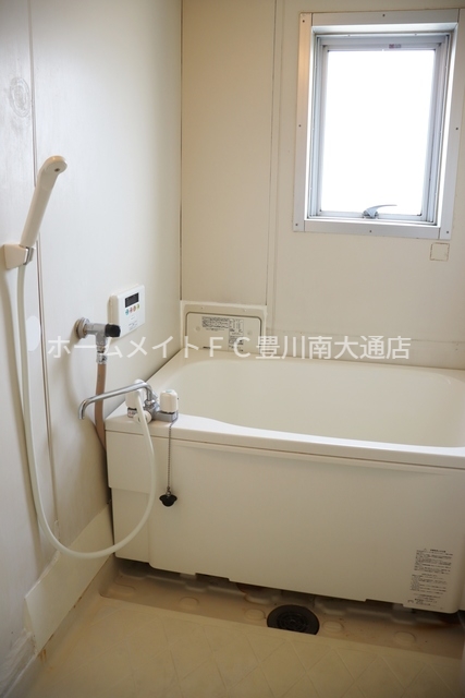 バス・シャワールーム　同型別部屋写真