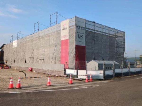 建物外観　建築中