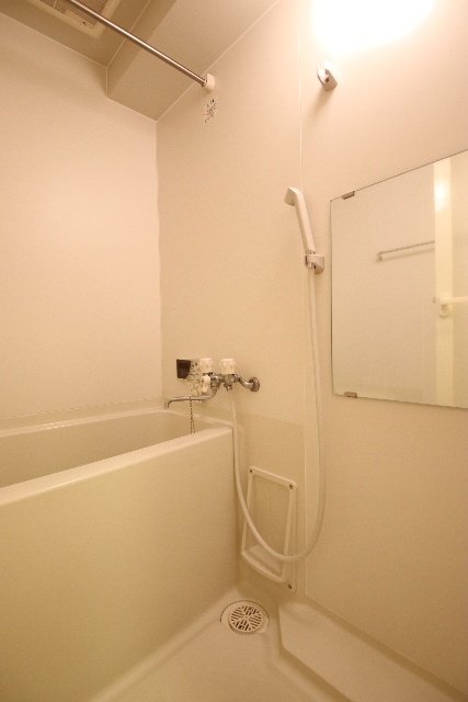 バス・シャワールーム　他の部屋の写真です。※現況優先