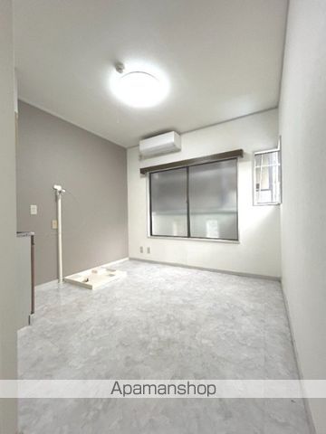 東京メトロ丸ノ内線 方南町駅 徒歩9分 2階建 築43年の居間写真