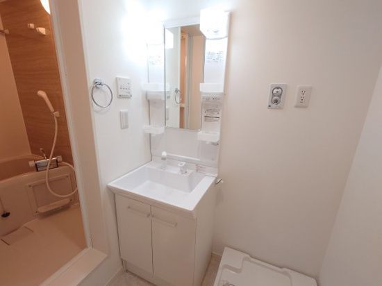洗面設備　別部屋参照写真