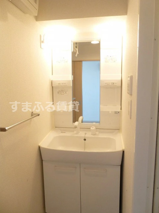 洗面設備　同仕様