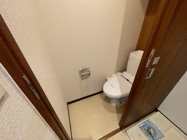 トイレ　落ち着いたトイレです
