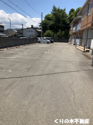 駐車場　駐車場完備です