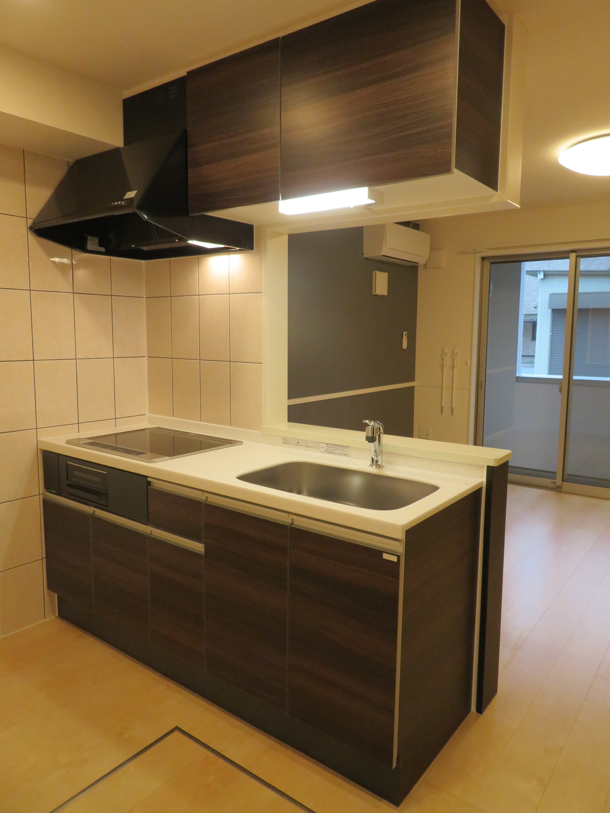 キッチン　オシャレなシステムキッチンです！