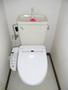 トイレ　ウォシュレット付のトイレです。