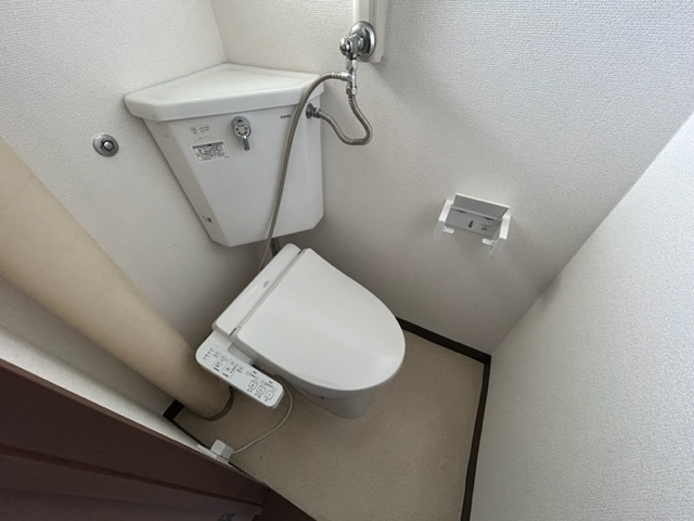 長者マンションのトイレ写真