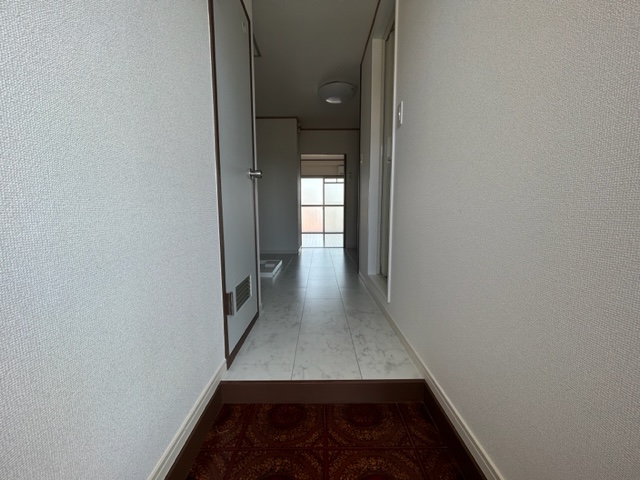 長者マンションの玄関写真