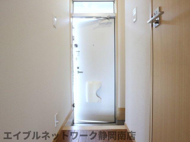 玄関　ゆったりとした玄関です