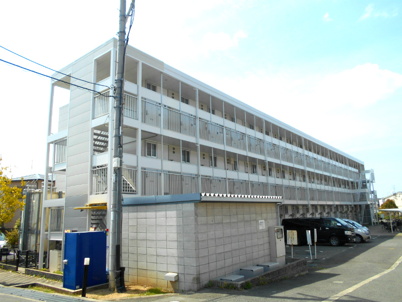 羽曳野市桃山台のマンションの建物外観