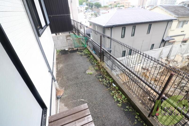 バルコニー　バルコニー広々しています。