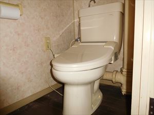 A&Tビルのトイレ写真