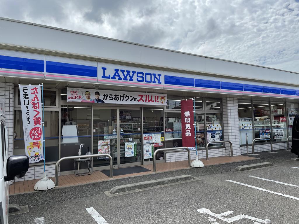 コンビニ　ローソン金沢米泉店（コンビニ）まで422m