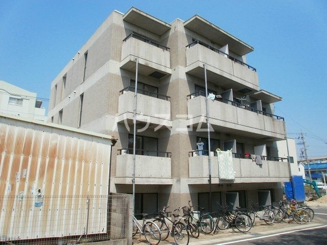 豊田市喜多町のマンションの建物外観