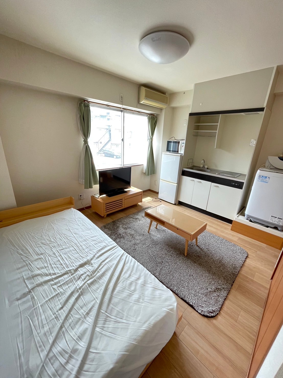 クレスト港北の居間写真