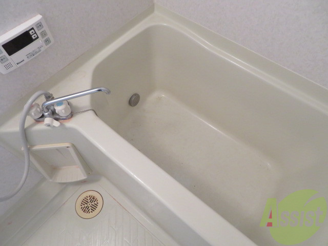 バス・シャワールーム　疲れた時はゆっくり湯船につかってみてはいかがでしょうか。