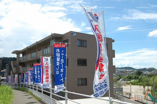 鹿児島市山田町のマンションの建物外観