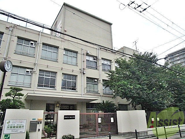 【S-RESIDENCE新大阪WESTの小学校】