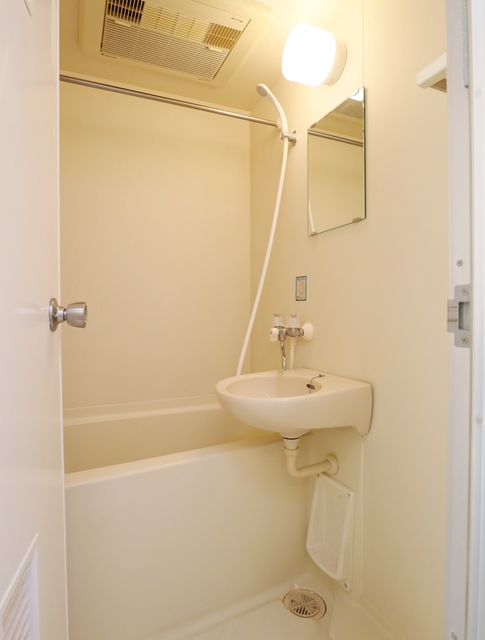 バス・シャワールーム　参考画像　同建物別部屋