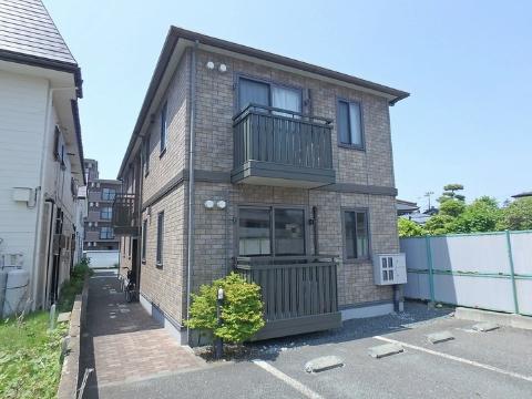 盛岡市本町通のアパートの建物外観