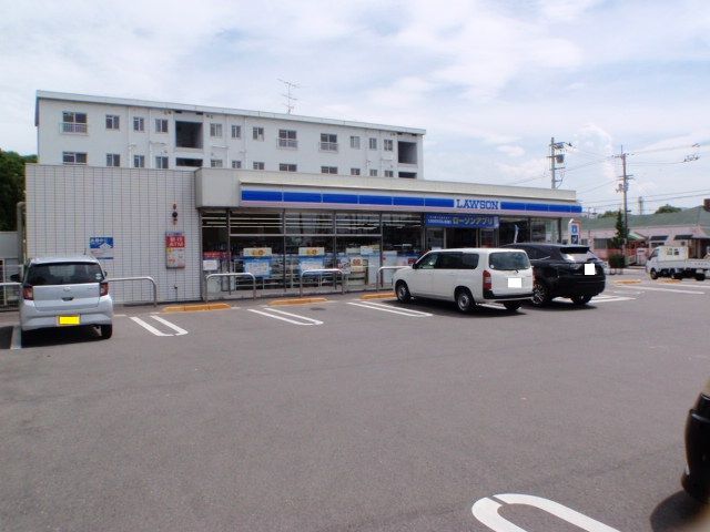 コンビニ　ローソン善通寺生野町店（コンビニ）まで700m