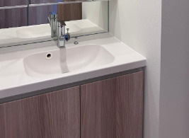 洗面設備　反転タイプ