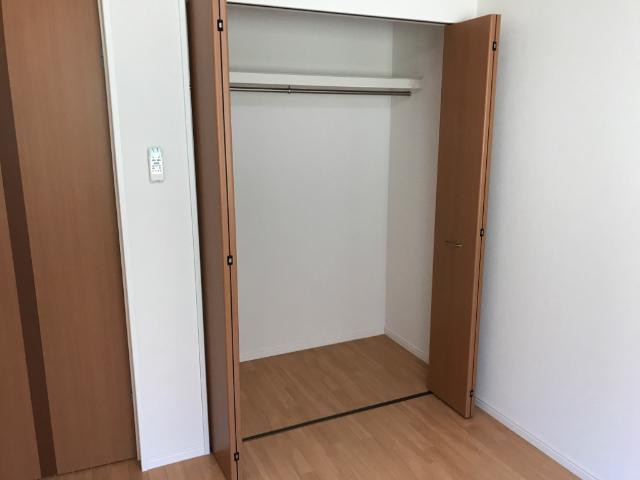 収納　クローゼット