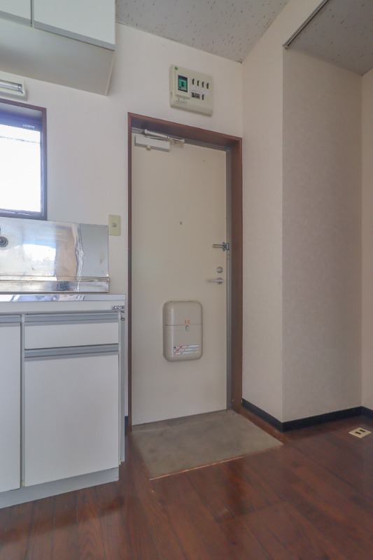 玄関　図面と現状に相違がある場合には現状を優先