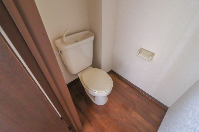 トイレ　図面と現状に相違がある場合には現状を優先