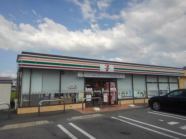 コンビニ　セブンイレブン善通寺大麻店（コンビニ）まで100m