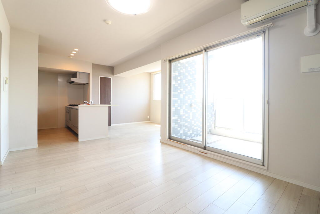 居室・リビング　明るいリビング☆