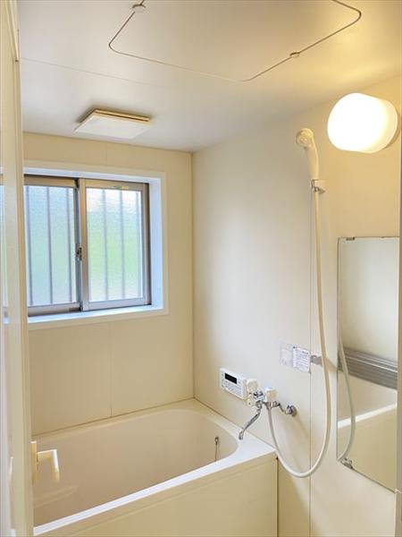 バス・シャワールーム　風呂