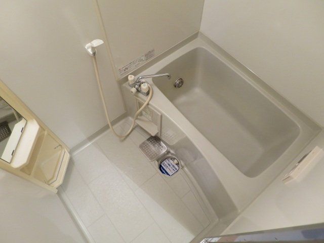 バス・シャワールーム　別タイプのお部屋の写真です