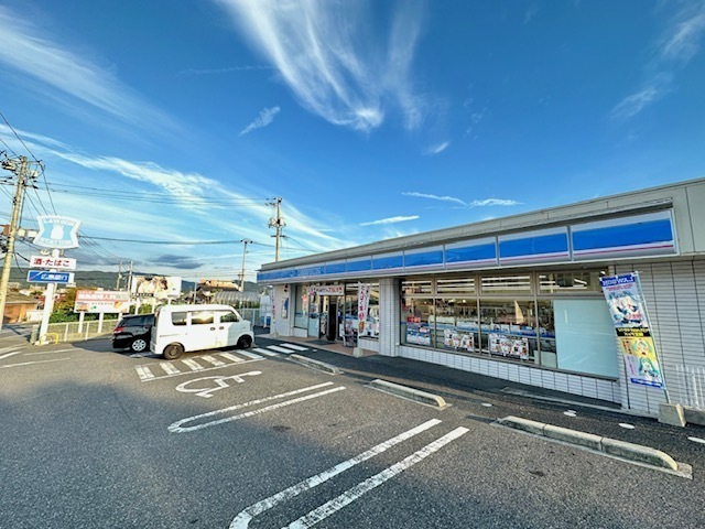 コンビニ　ローソン広島山本七丁目店（コンビニ）まで365m