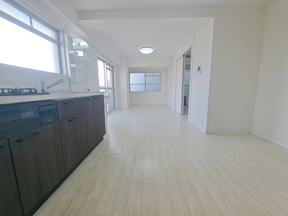 居室・リビング　リビング