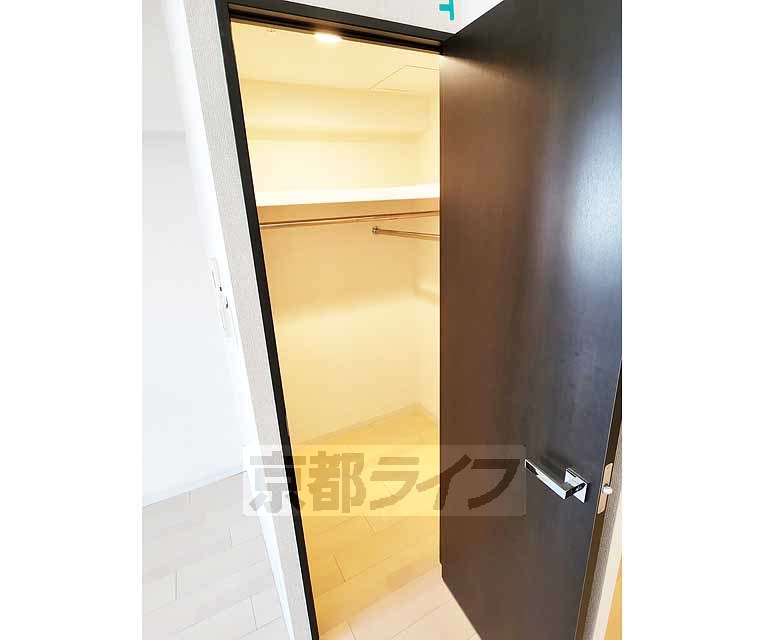 収納　ウォークインクローゼット