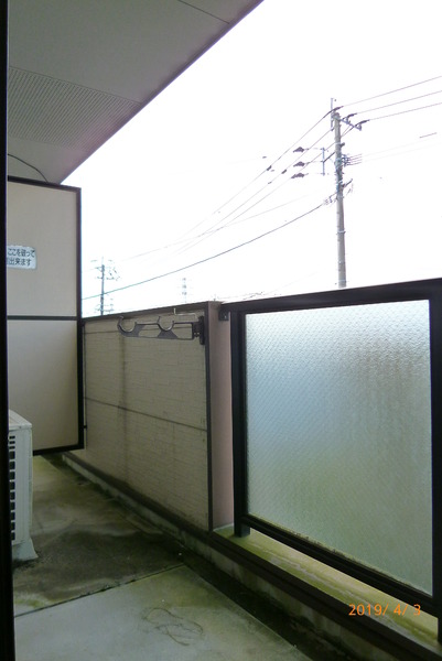 バルコニー　外からの目が気にならないバルコニーで洗濯物が干せます