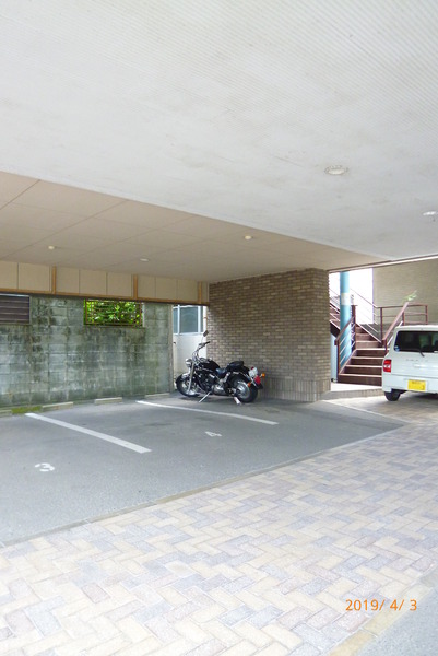 駐車場　駐車場完備です