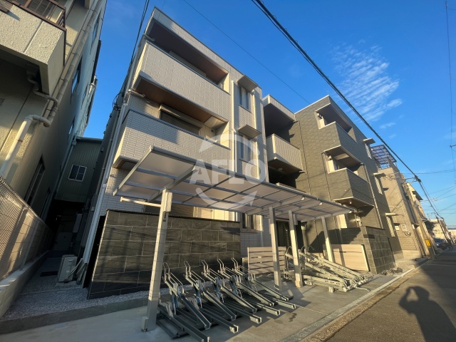 建物外観　スペチアーレ平野西　外観