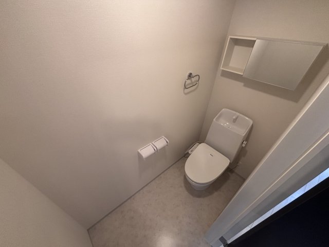 トイレ　収納ケース付きトイレで小物を綺麗に出来ちゃう